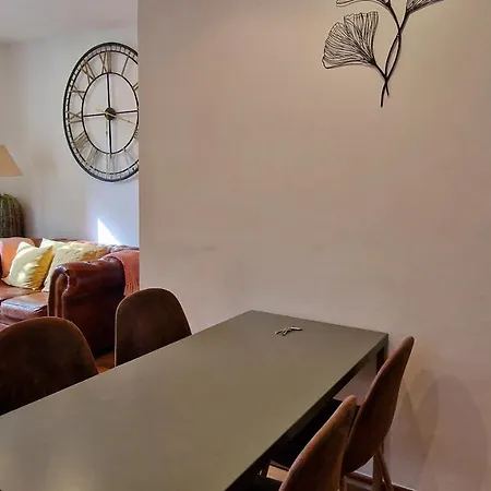 Atic Trobador Apartment Barcelona