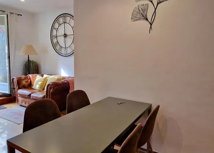 Atic Trobador Apartment Barcelona